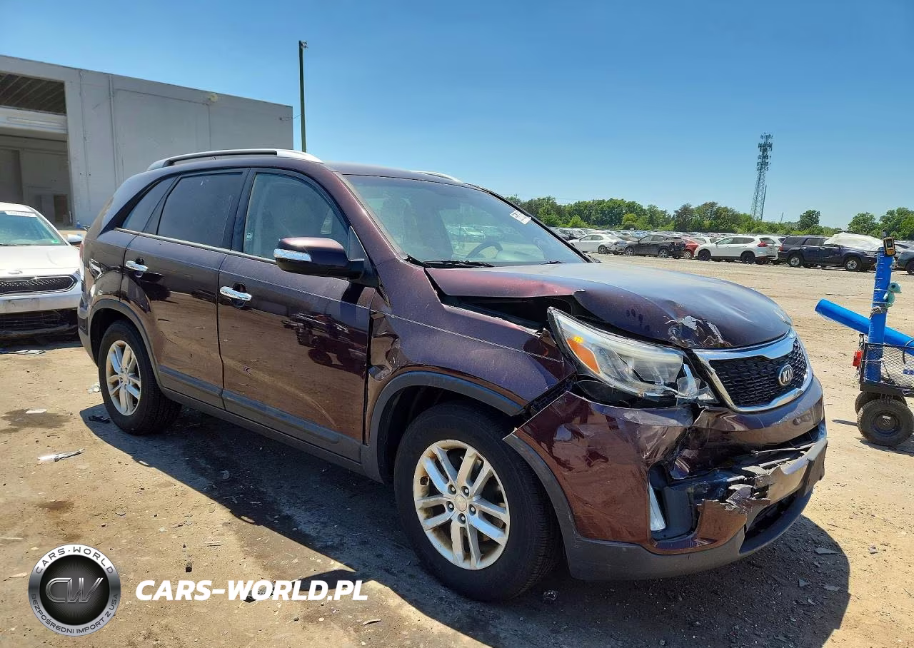 2014 Kia Sorento Lx VIN:5XYKT3A65EG495897 - 4