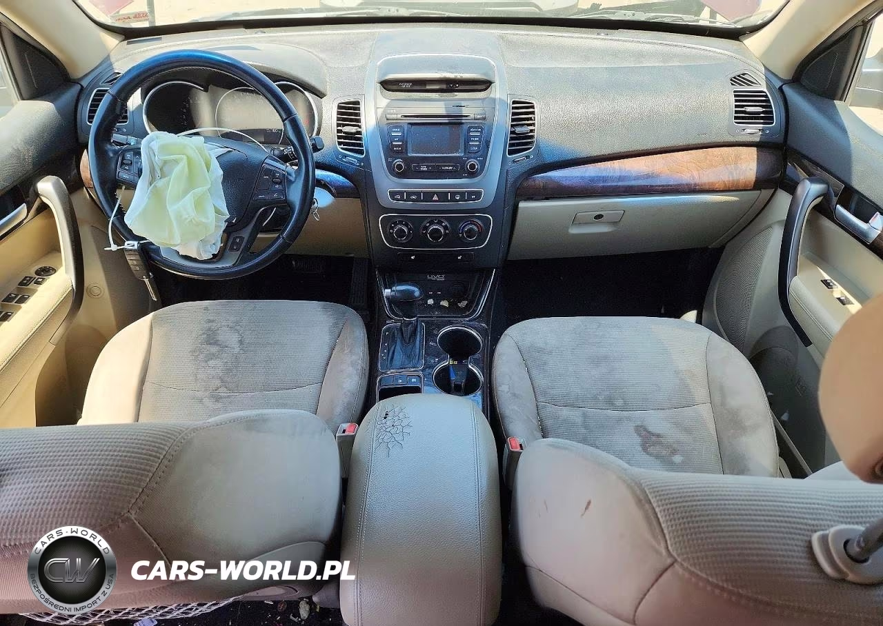 2014 Kia Sorento Lx VIN:5XYKT3A65EG495897 - 8