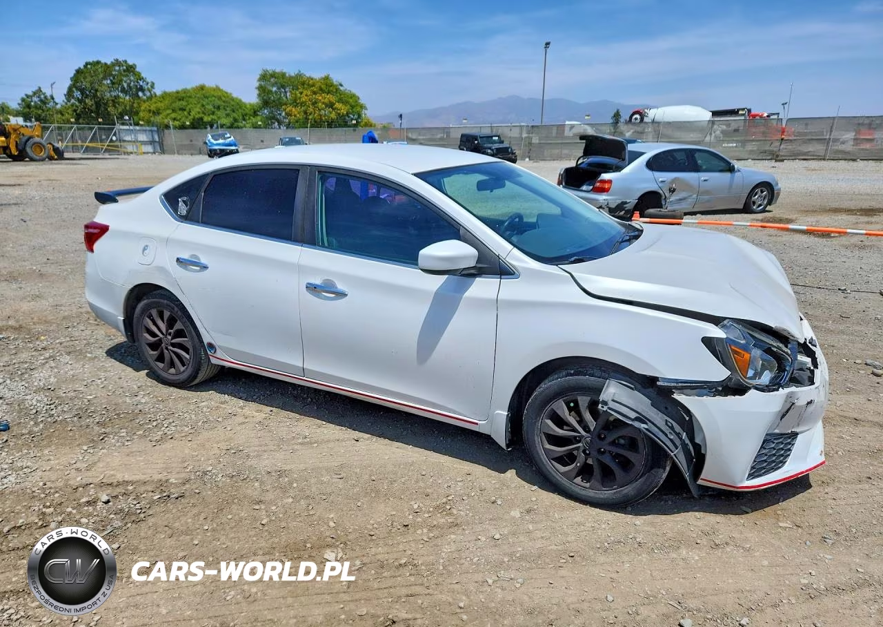 2018 Nissan Sentra Sv VIN:3N1AB7AP9JL655641 - 4