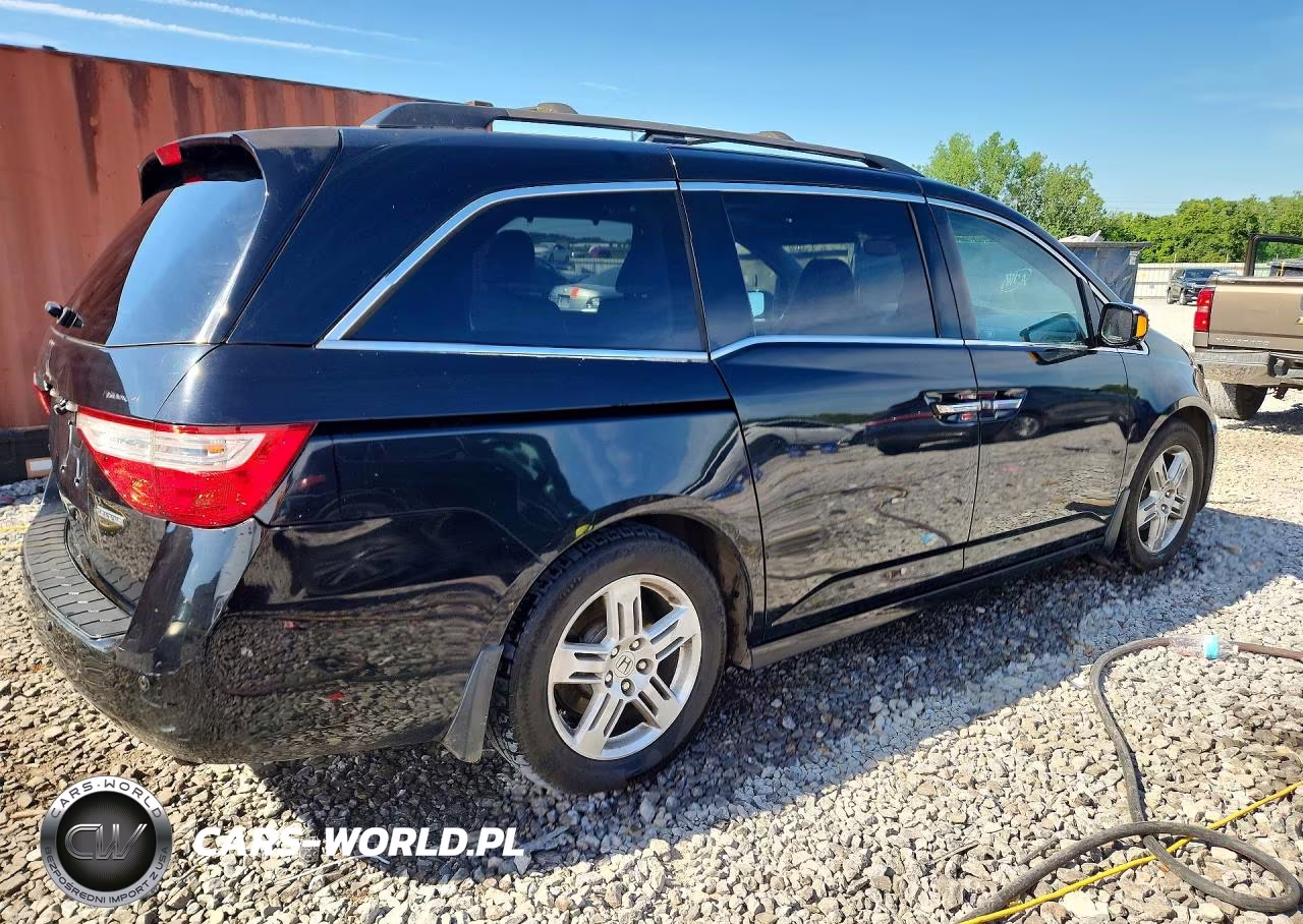 2012 Honda Odyssey Touring VIN:5FNRL5H94CB008672 - 3