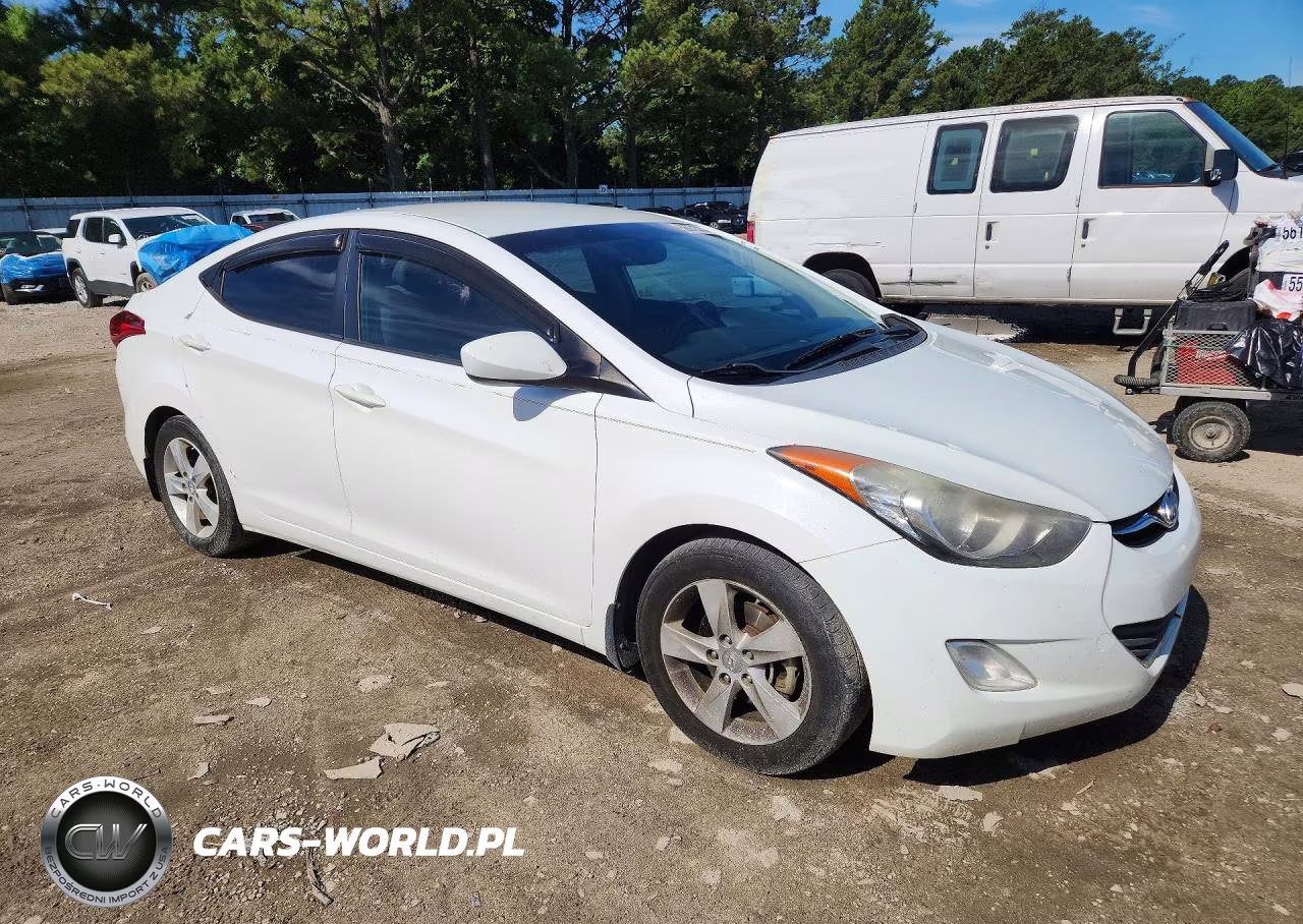 2013 Hyundai Elantra Gls VIN:5NPDH4AE7DH448630 - 4