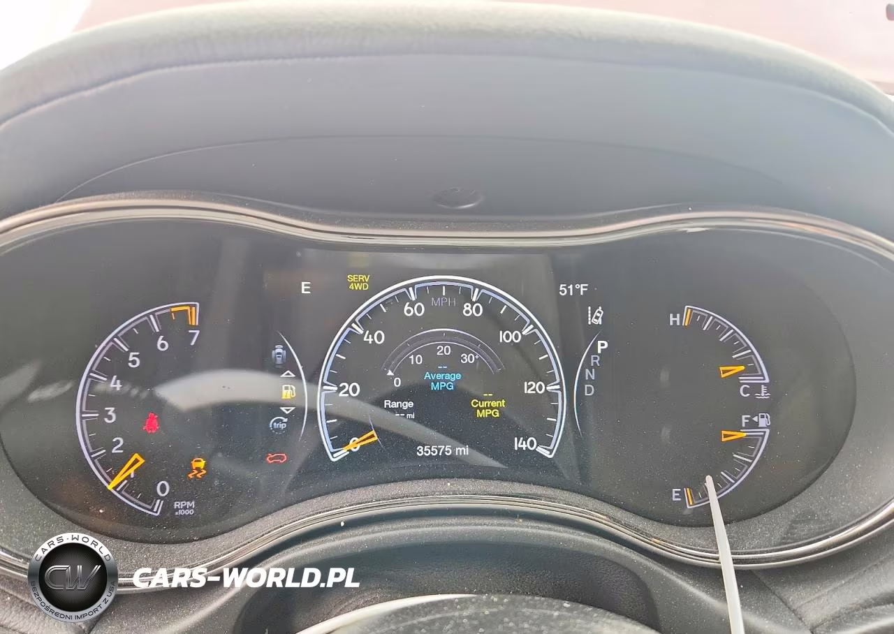 2020 Jeep Grand Cherokee Overland VIN:1C4RJFCG1LC361188 - 9