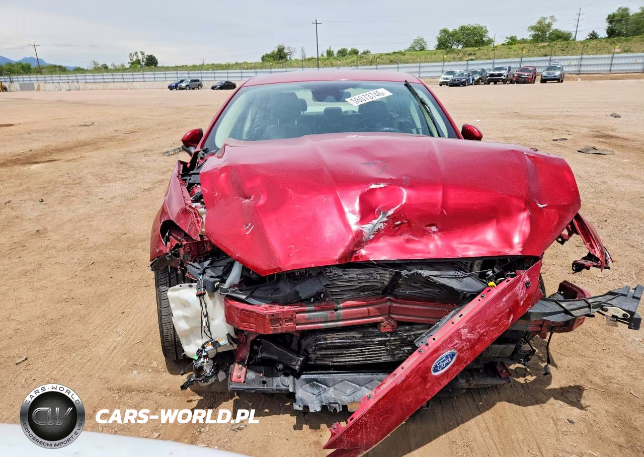 2019 Ford Fusion Se VIN:3FA6P0LU5KR200692 - 5
