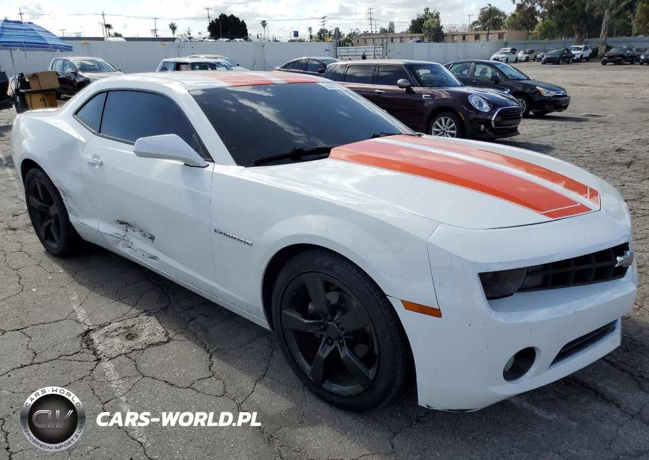 2011 Chevrolet Camaro Lt VIN:2G1FC1ED2B9205369 - 4