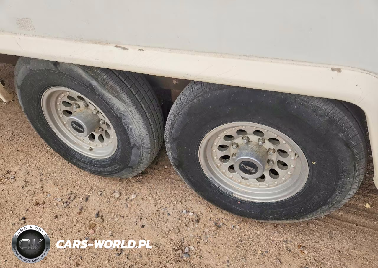 1992 Astraea Camper VIN:1C93P3225NA177230 - 8