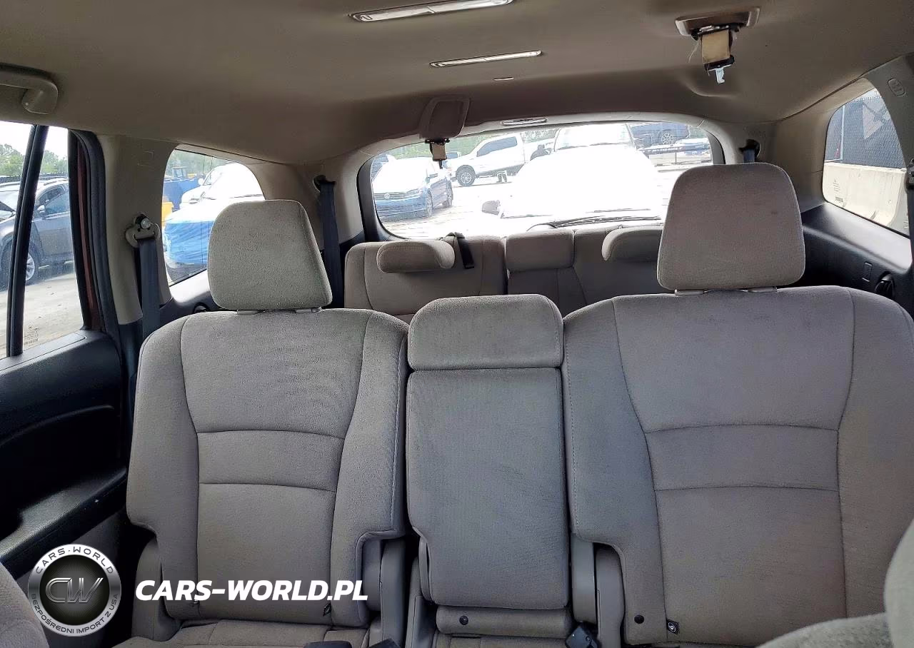 2018 Honda Pilot Lx VIN:5FNYF6H11JB068635 - 10
