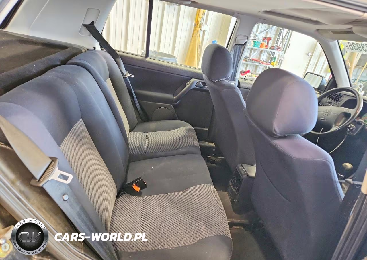 1999 Volkswagen Golf Wolfsburg VIN:3VWJA81HXXM215474 - 10