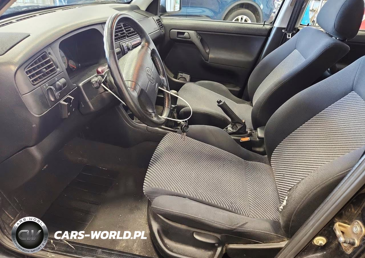 1999 Volkswagen Golf Wolfsburg VIN:3VWJA81HXXM215474 - 7