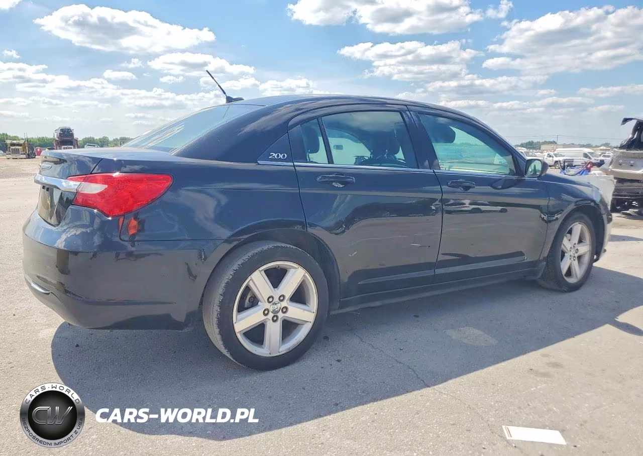 2014 Chrysler 200 Lx VIN:1C3CCBAB6EN122957 - 3