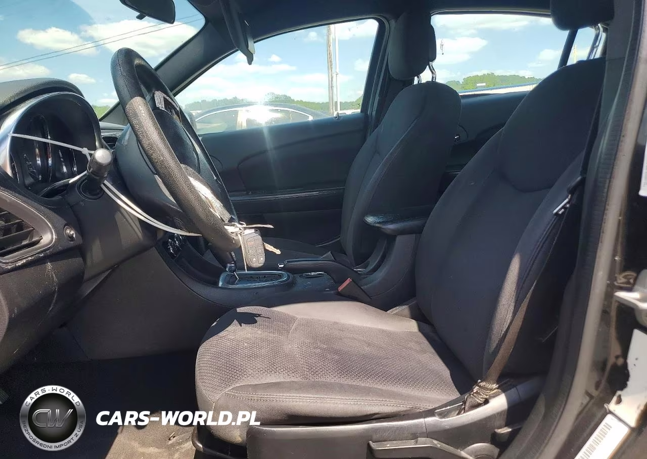 2014 Chrysler 200 Lx VIN:1C3CCBAB6EN122957 - 7