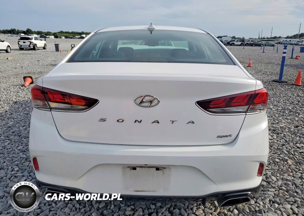 2018 Hyundai Sonata Sport+ VIN:5NPE34AF5JH714881 - 6