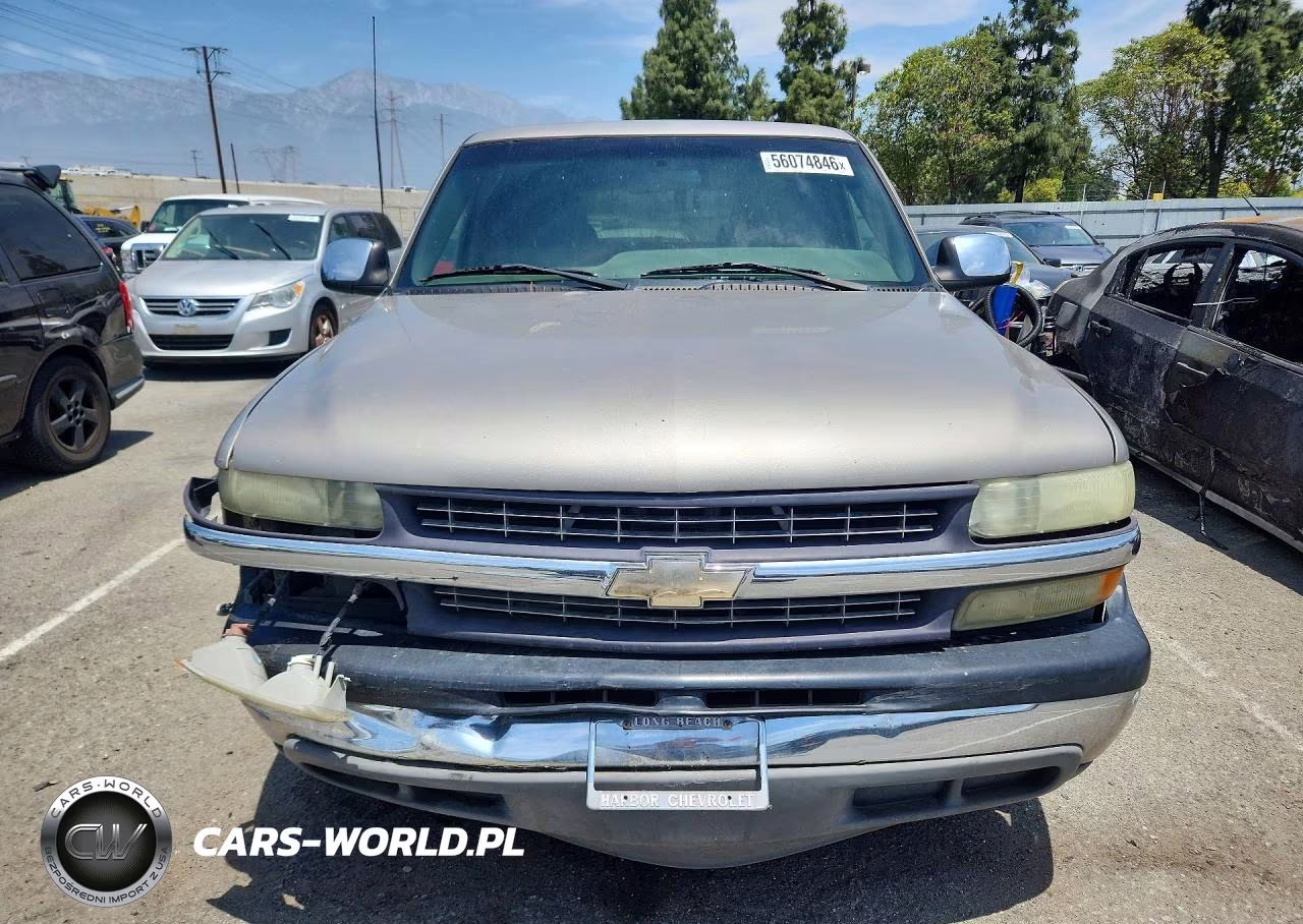 2002 Chevrolet Silverado C1500 VIN:2GCEC19T321398263 - 5