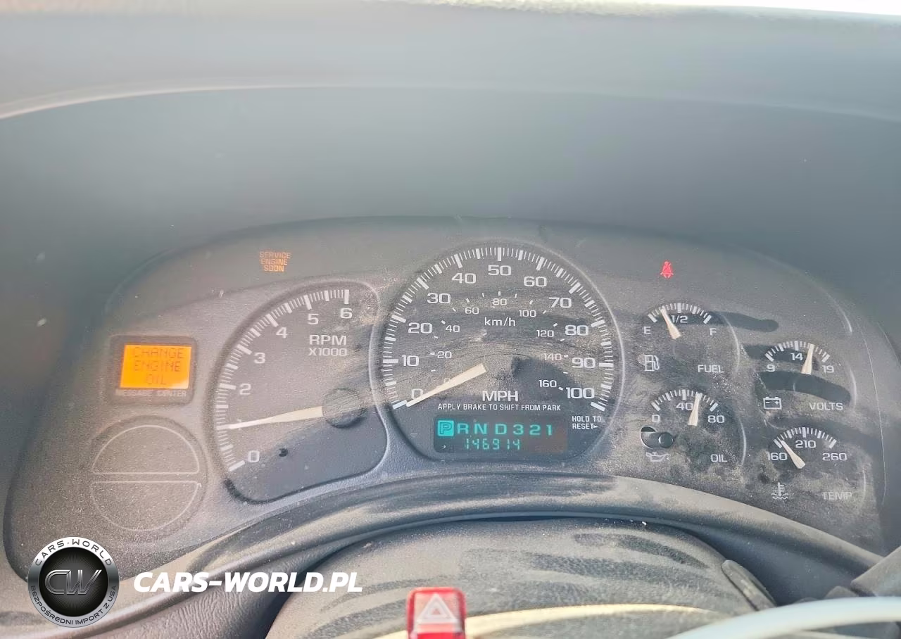 2002 Chevrolet Silverado C1500 VIN:2GCEC19T321398263 - 9