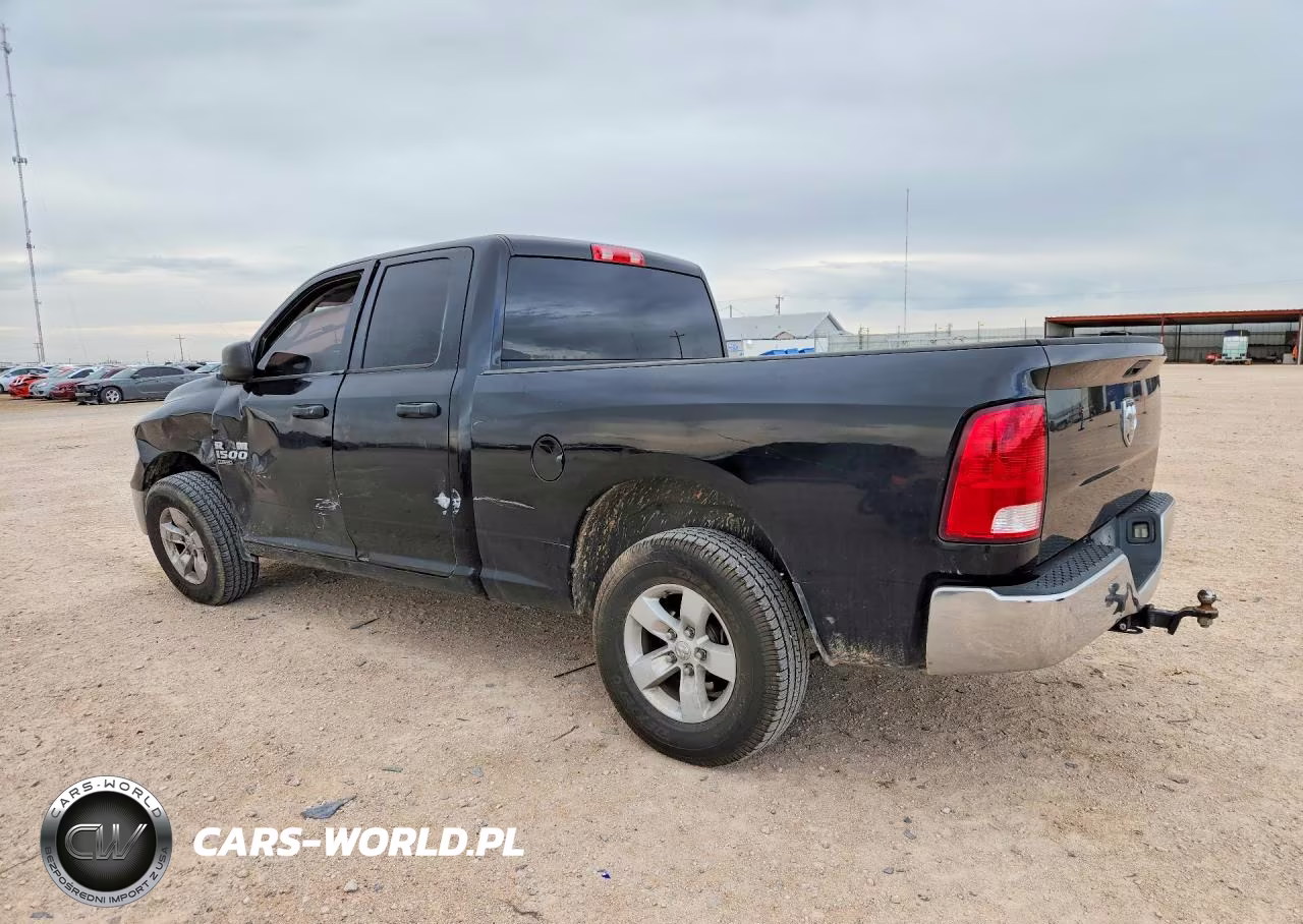 2019 Ram 1500 Classic Tradesman VIN:1C6RR6FG3KS613720 - 2