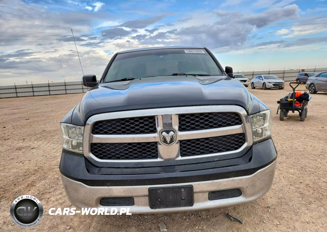 2019 Ram 1500 Classic Tradesman VIN:1C6RR6FG3KS613720 - 5