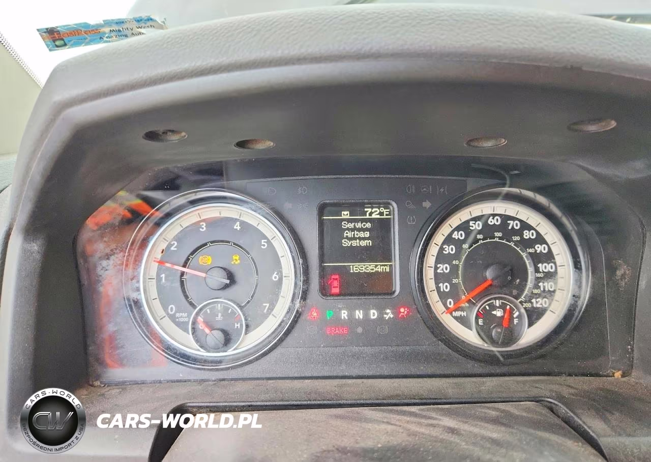 2019 Ram 1500 Classic Tradesman VIN:1C6RR6FG3KS613720 - 9