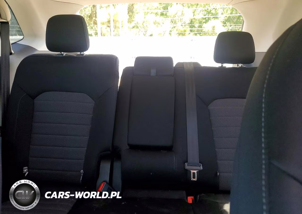 2017 Ford Edge Se VIN:2FMPK4G96HBB99081 - 10