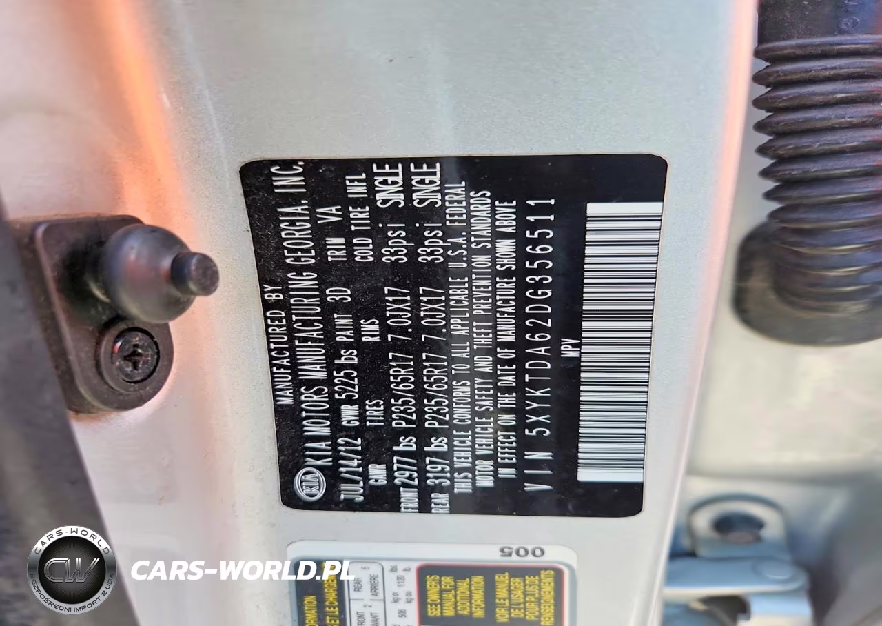 2013 Kia Sorento Lx VIN:5XYKTDA62DG356511 - 13