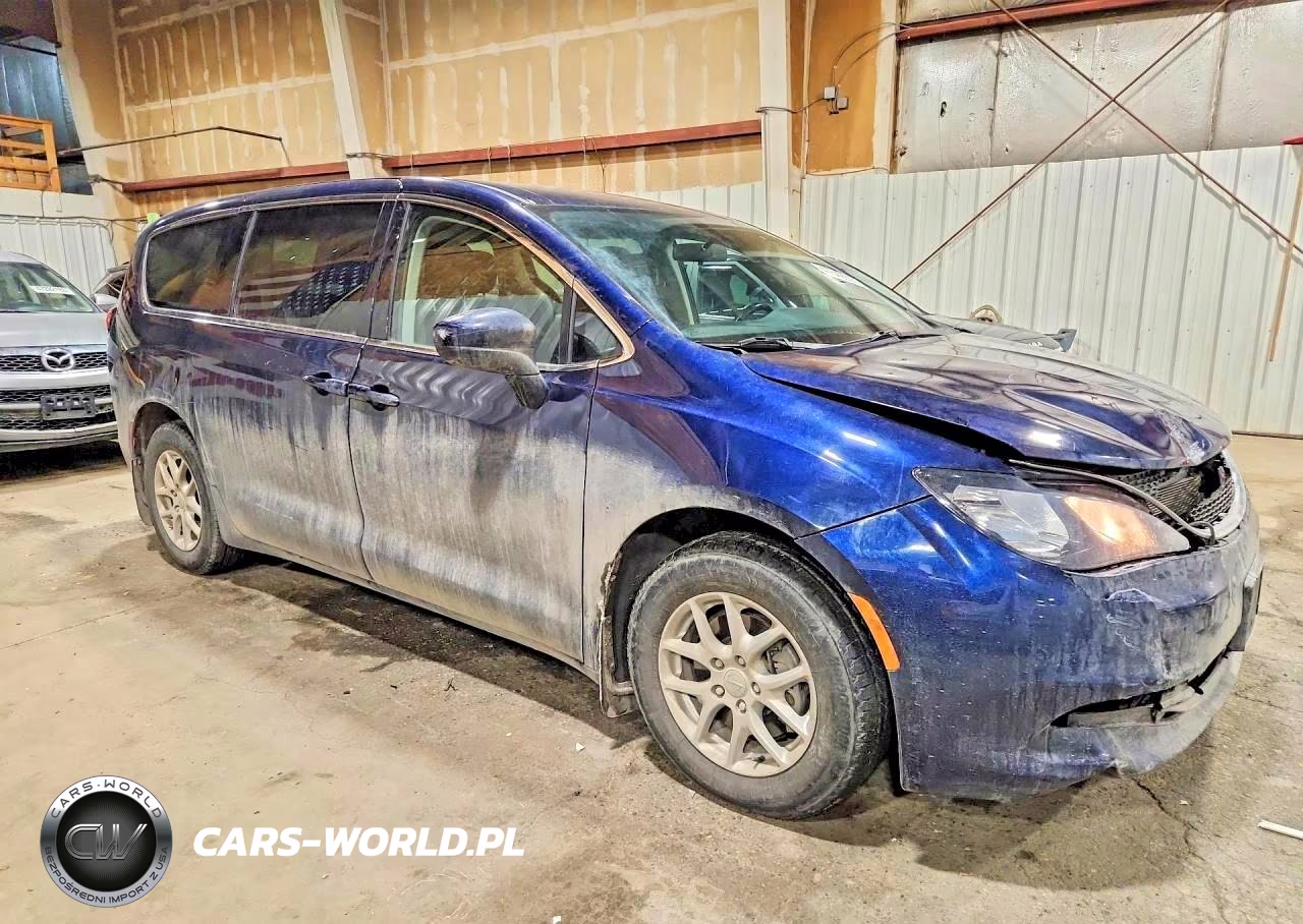 2020 Chrysler Voyager VIN:2C4RC1CG2LR138484 - 4