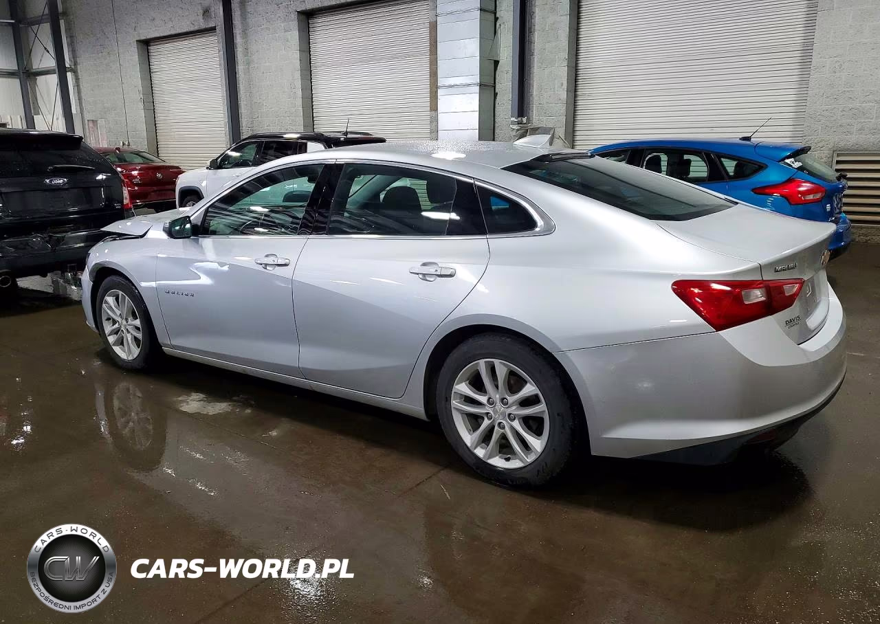 2018 Chevrolet Malibu Lt VIN:1G1ZD5ST3JF195860 - 2