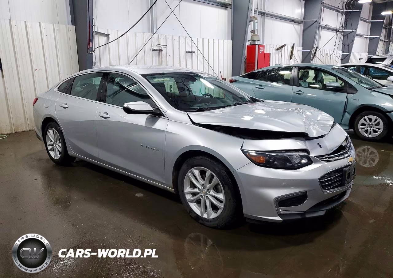 2018 Chevrolet Malibu Lt VIN:1G1ZD5ST3JF195860 - 4