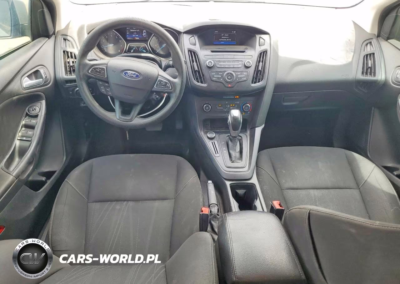 2016 Ford Focus Se VIN:1FADP3K27GL328933 - 8