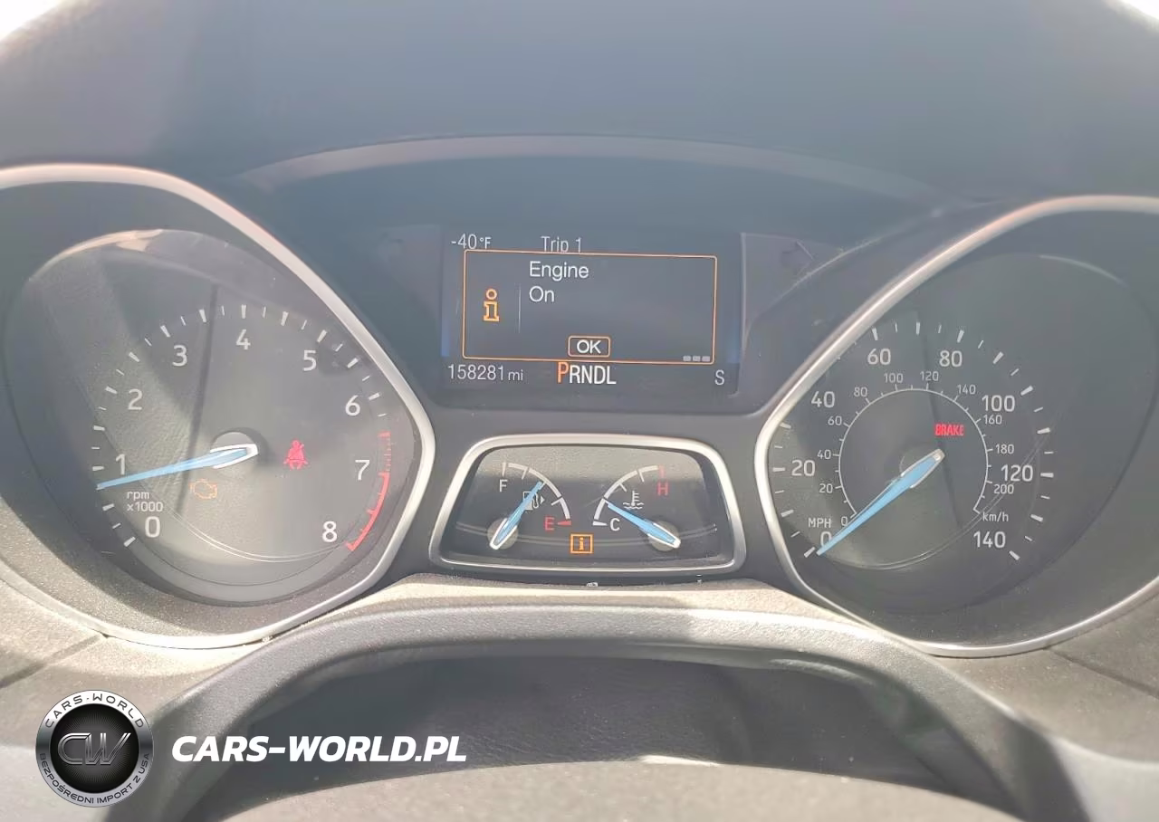 2016 Ford Focus Se VIN:1FADP3K27GL328933 - 9