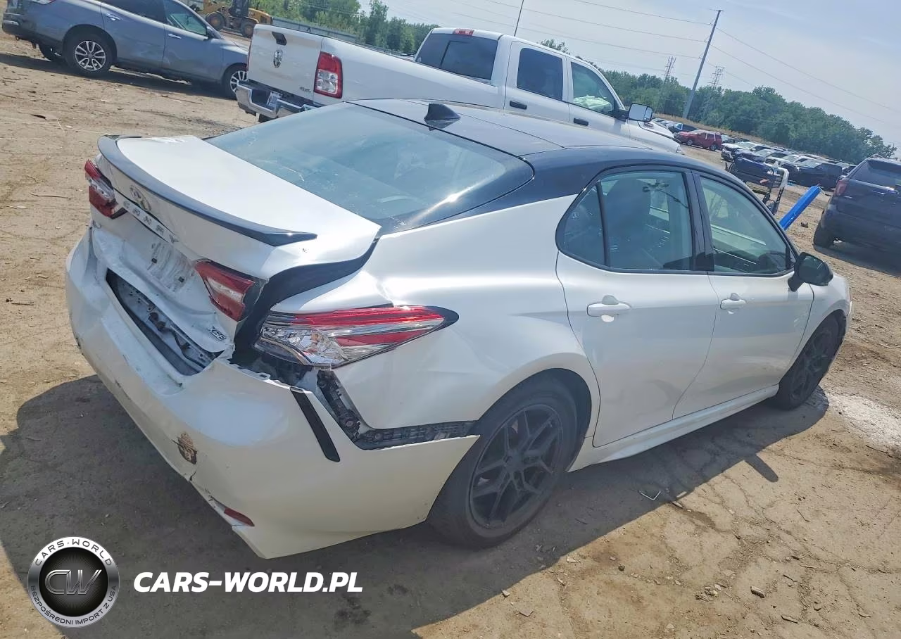 2019 Toyota Camry Xse VIN:4T1B61HKXKU191713 - 3