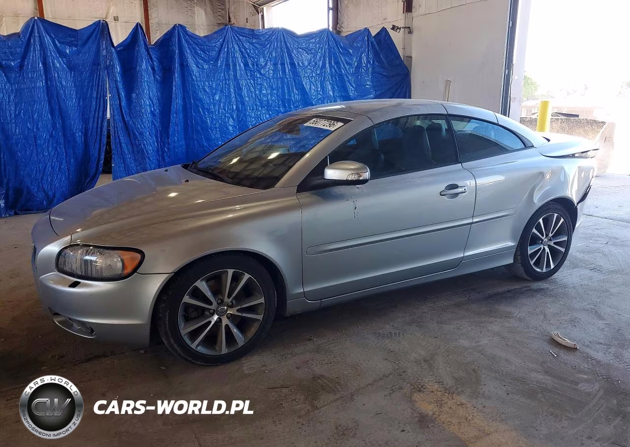 2010 Volvo C70 T5