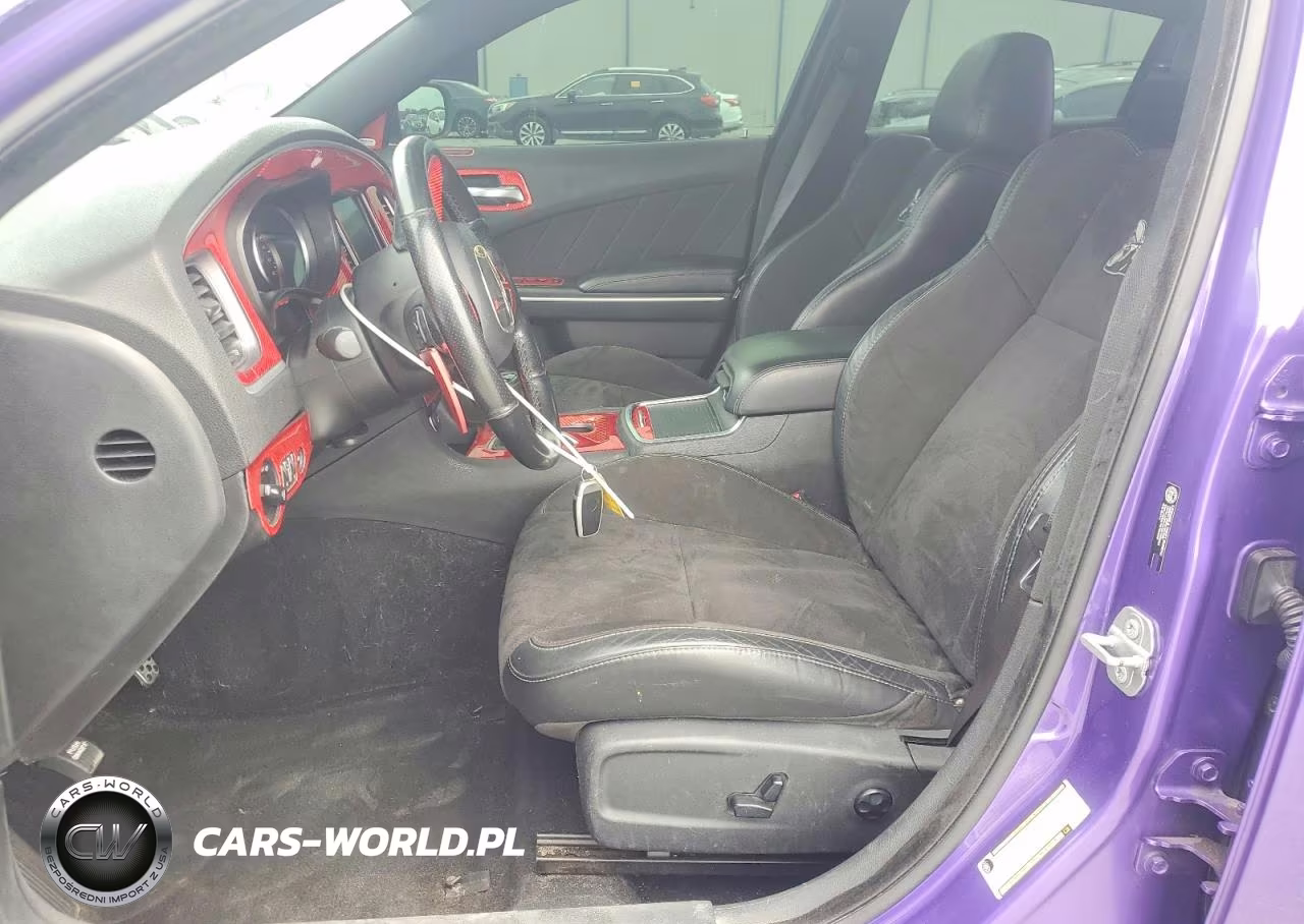 2019 Dodge Charger Scat Pack VIN:2C3CDXGJ1KH661919 - 7