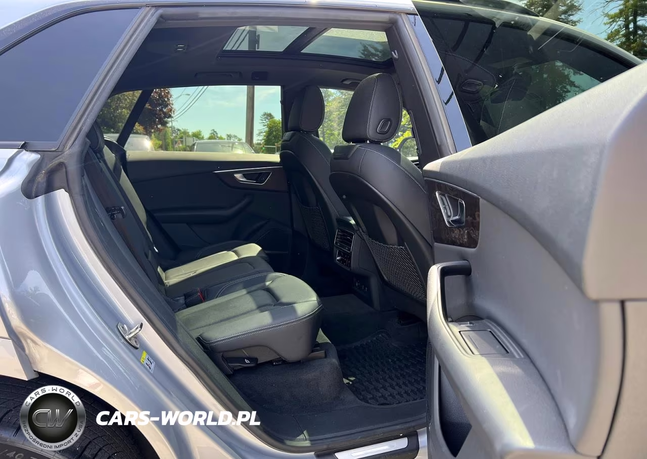 2020 Audi Q8 Premium Plus S-Line VIN:WA1EVAF14LD002337 - 6