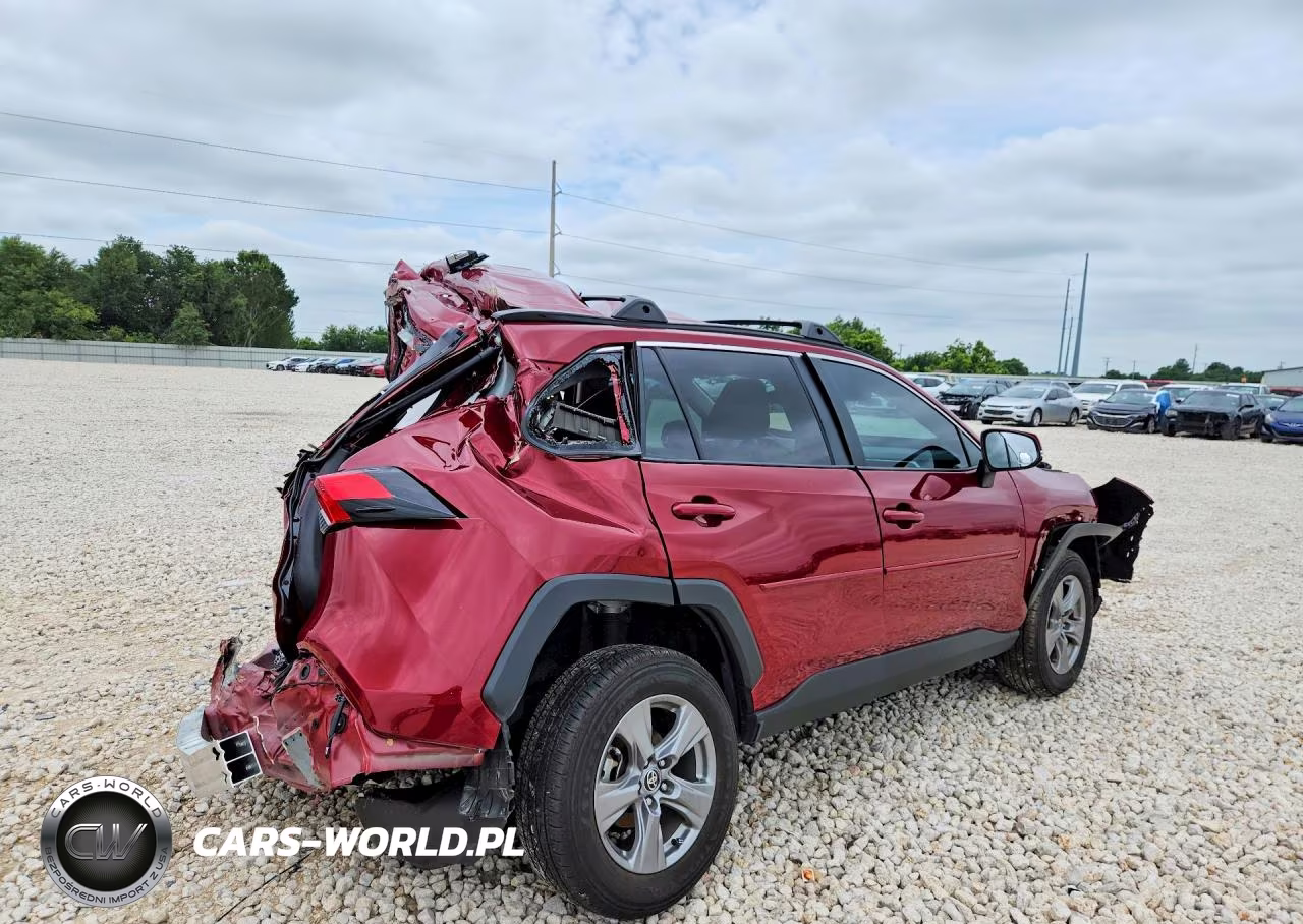 2025 Toyota Rav4 Xle VIN:2T3W1RFV3SW417478 - 3