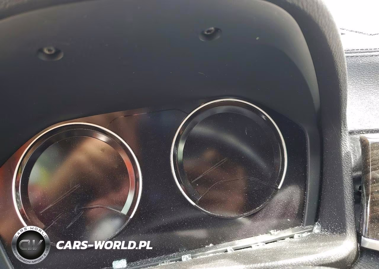 2018 BMW X2 xDrive28I VIN:WBXYJ5C33JEF74704 - 9