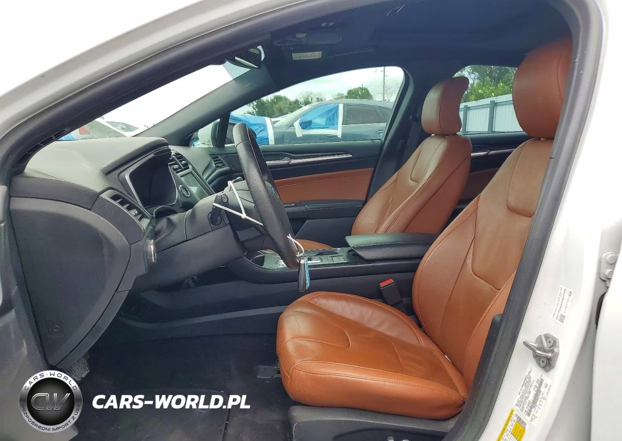 2019 Ford Fusion Titanium VIN:3FA6P0RU8KR194488 - 7