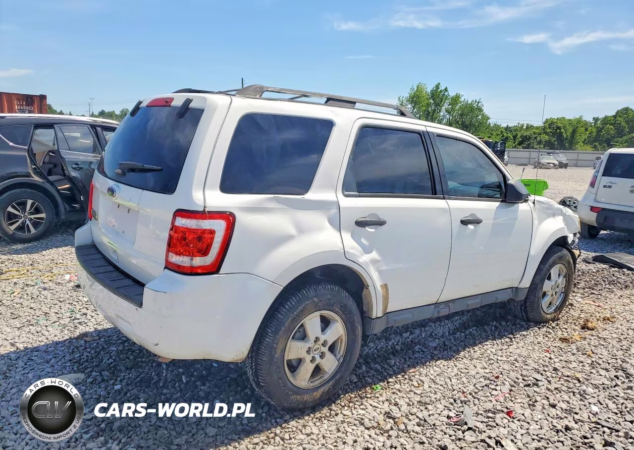 2011 Ford Escape Xlt VIN:1FMCU0D71BKC13020 - 3
