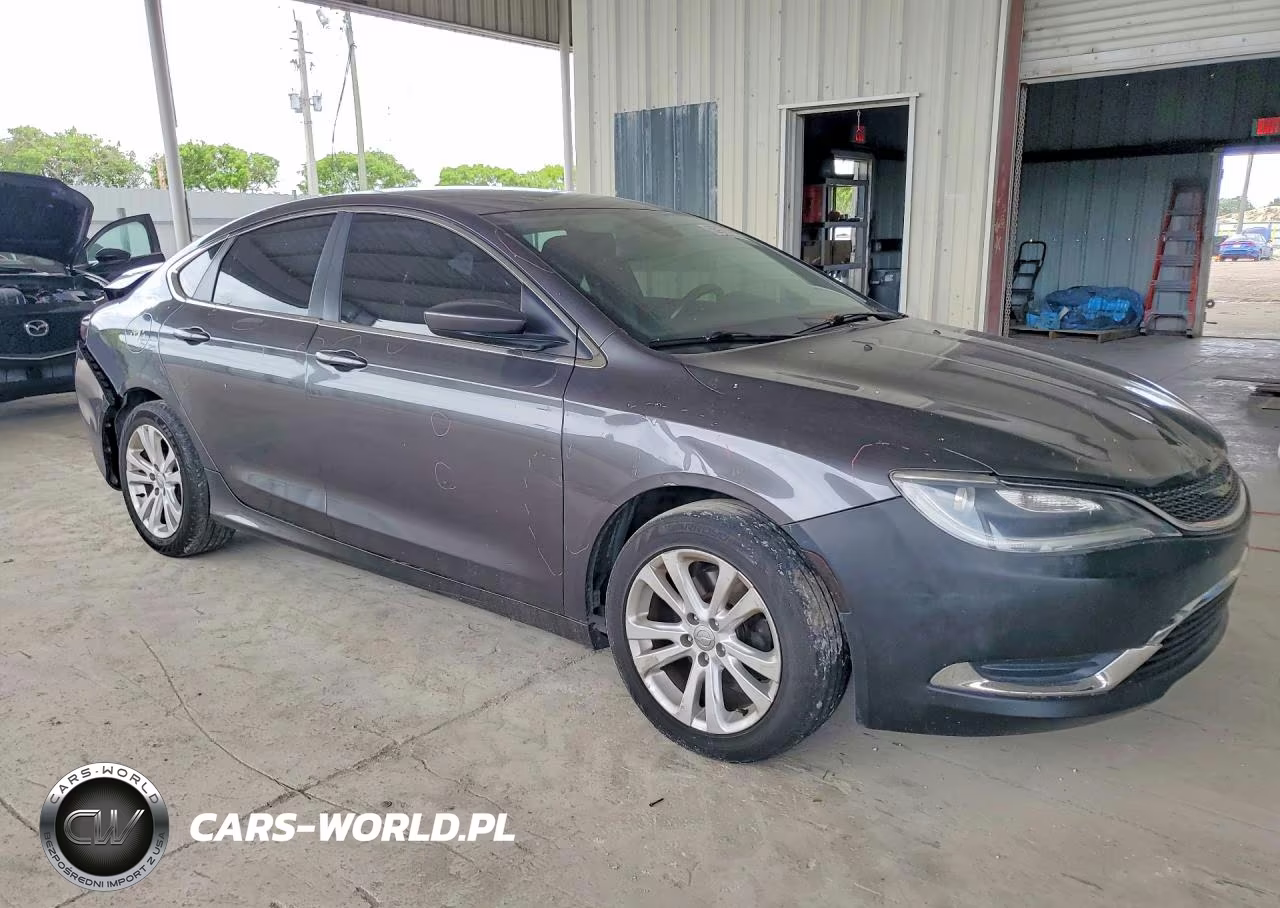 2015 Chrysler 200 Limited VIN:1C3CCCAB3FN692504 - 4