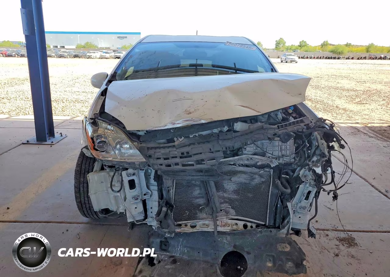 2014 Toyota Prius Two VIN:JTDKN3DU8E0390684 - 5