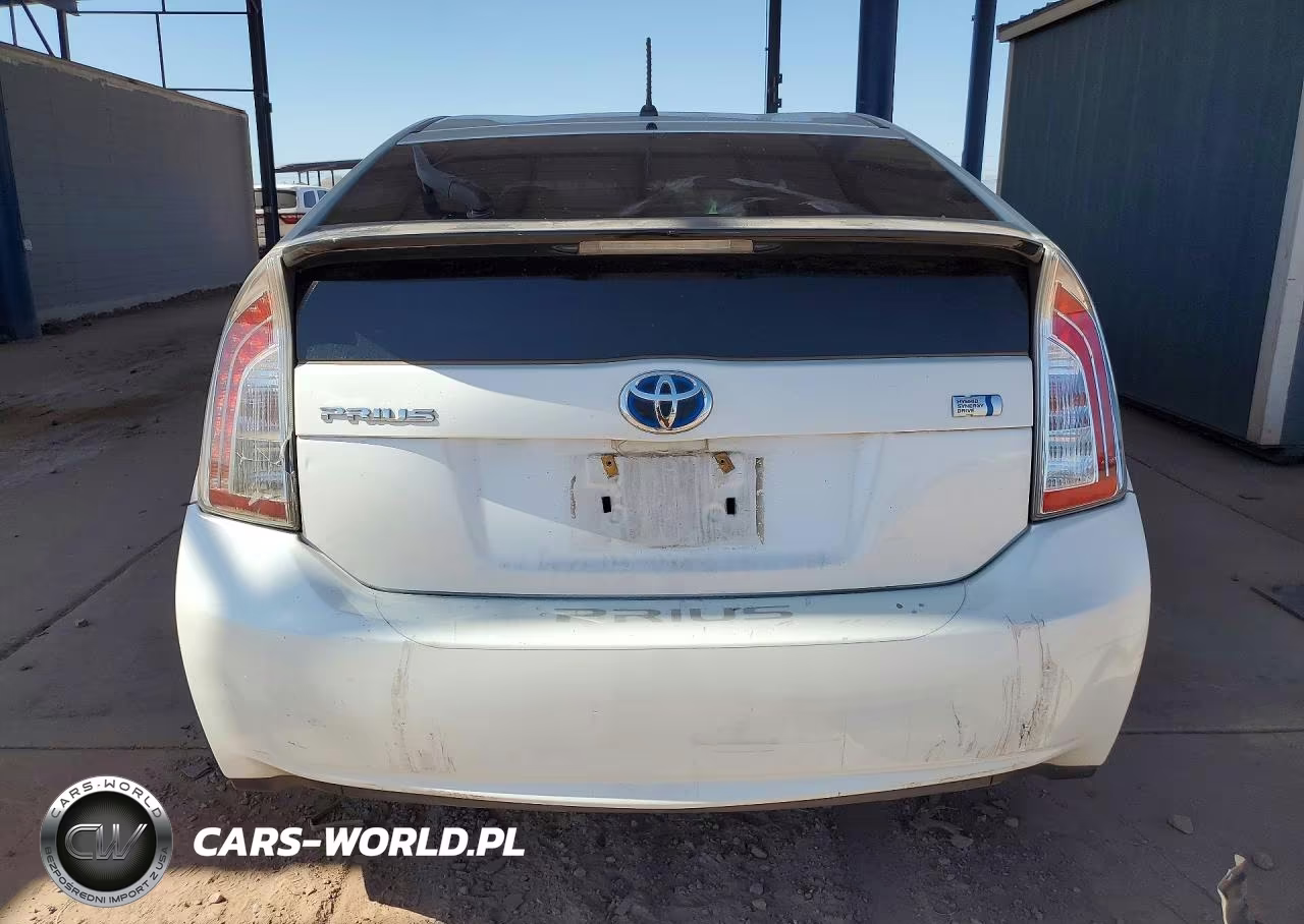 2014 Toyota Prius Two VIN:JTDKN3DU8E0390684 - 6