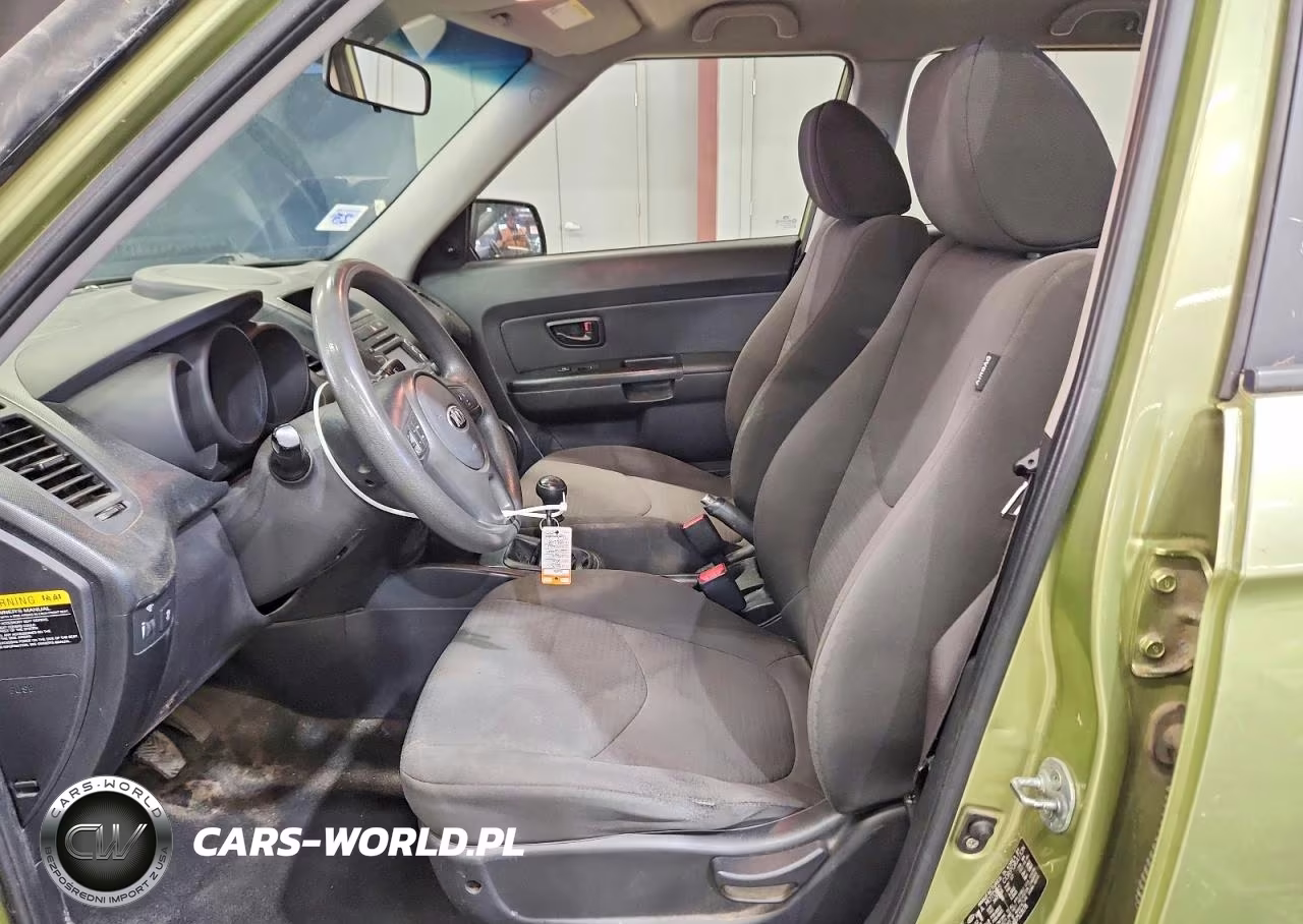 2013 Kia Soul Base VIN:KNDJT2A54D7523178 - 7