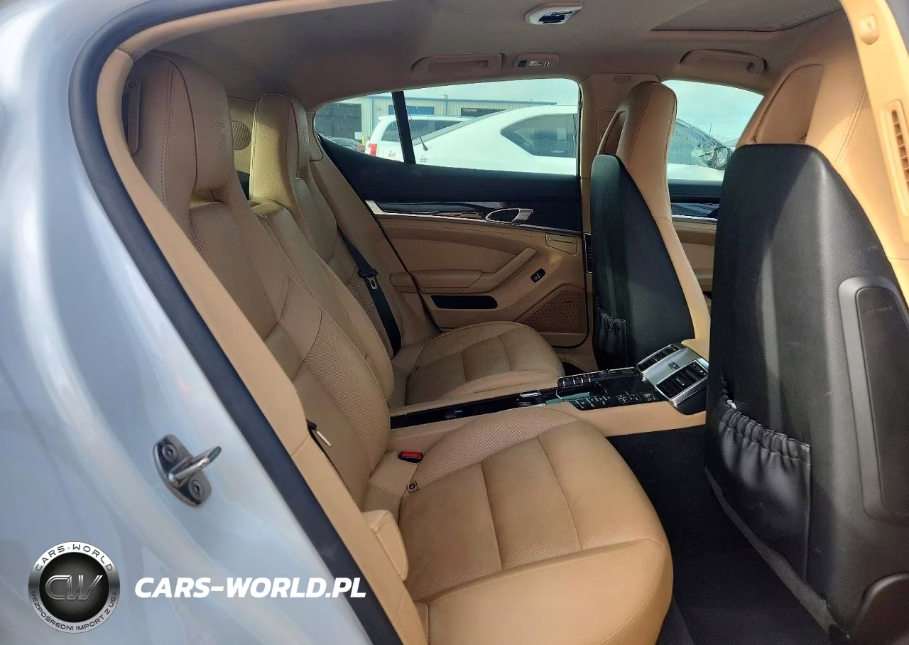 2016 Porsche Panamera 2 VIN:WP0AA2A72GL008036 - 10