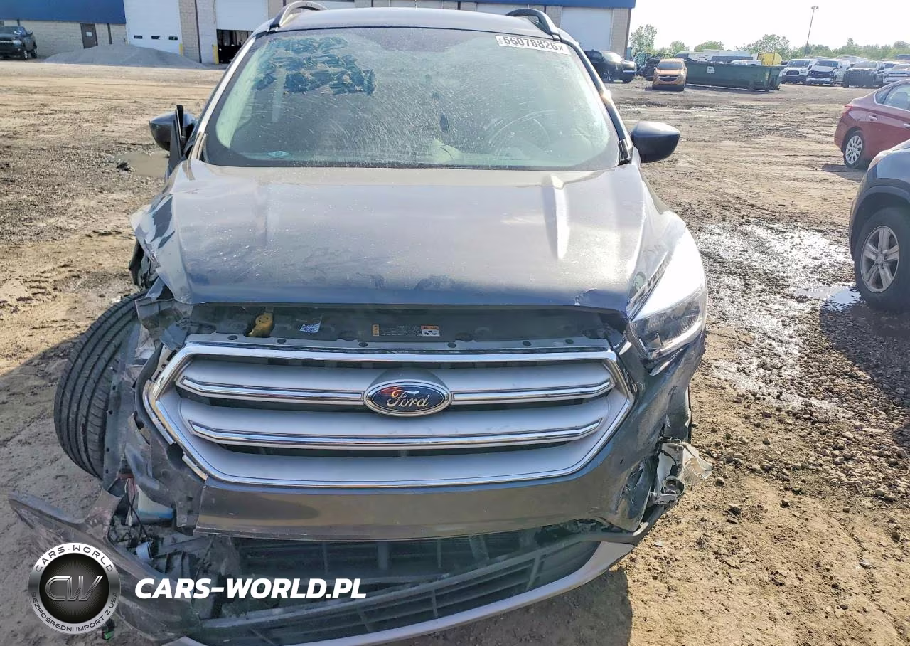 2018 Ford Escape Se VIN:1FMCU9GD6JUC58754 - 5