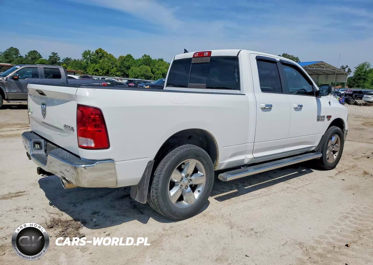 2015 Ram 1500 Slt VIN:1C6RR7GM1FS666139 - 3
