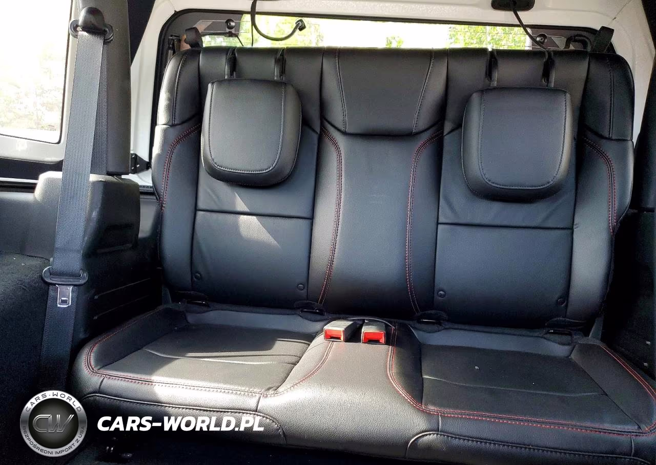 2021 Jeep Wrangler Rubicon VIN:1C4HJXCN7MW585646 - 10