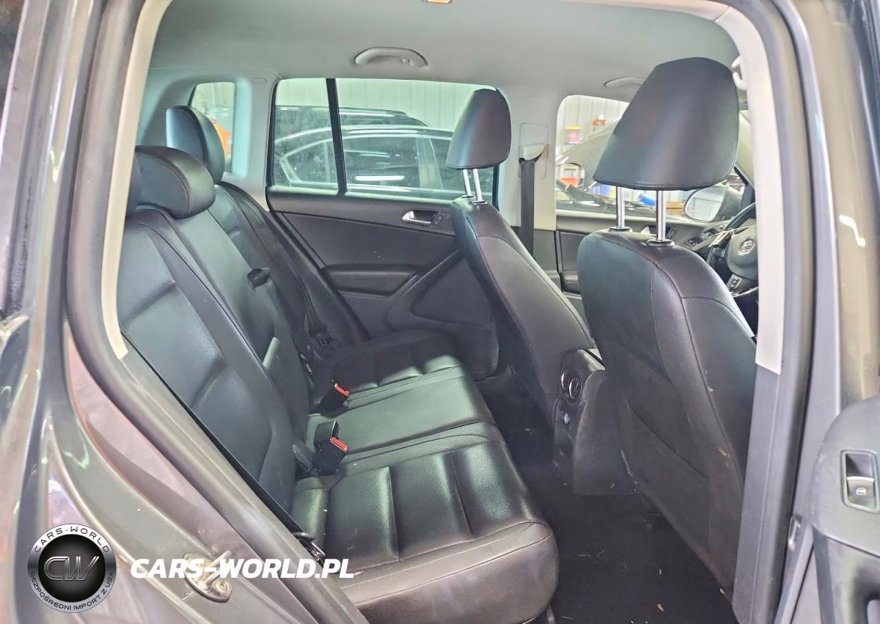 2014 Volkswagen Tiguan S VIN:WVGBV3AX4EW591814 - 10
