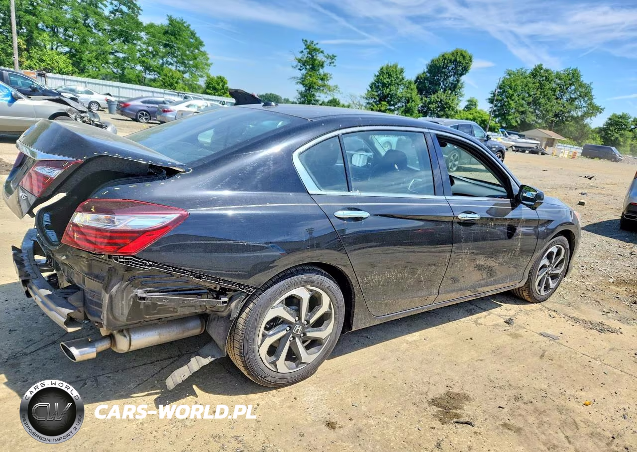 2017 Honda Accord Exl VIN:1HGCR3F08HA035419 - 3