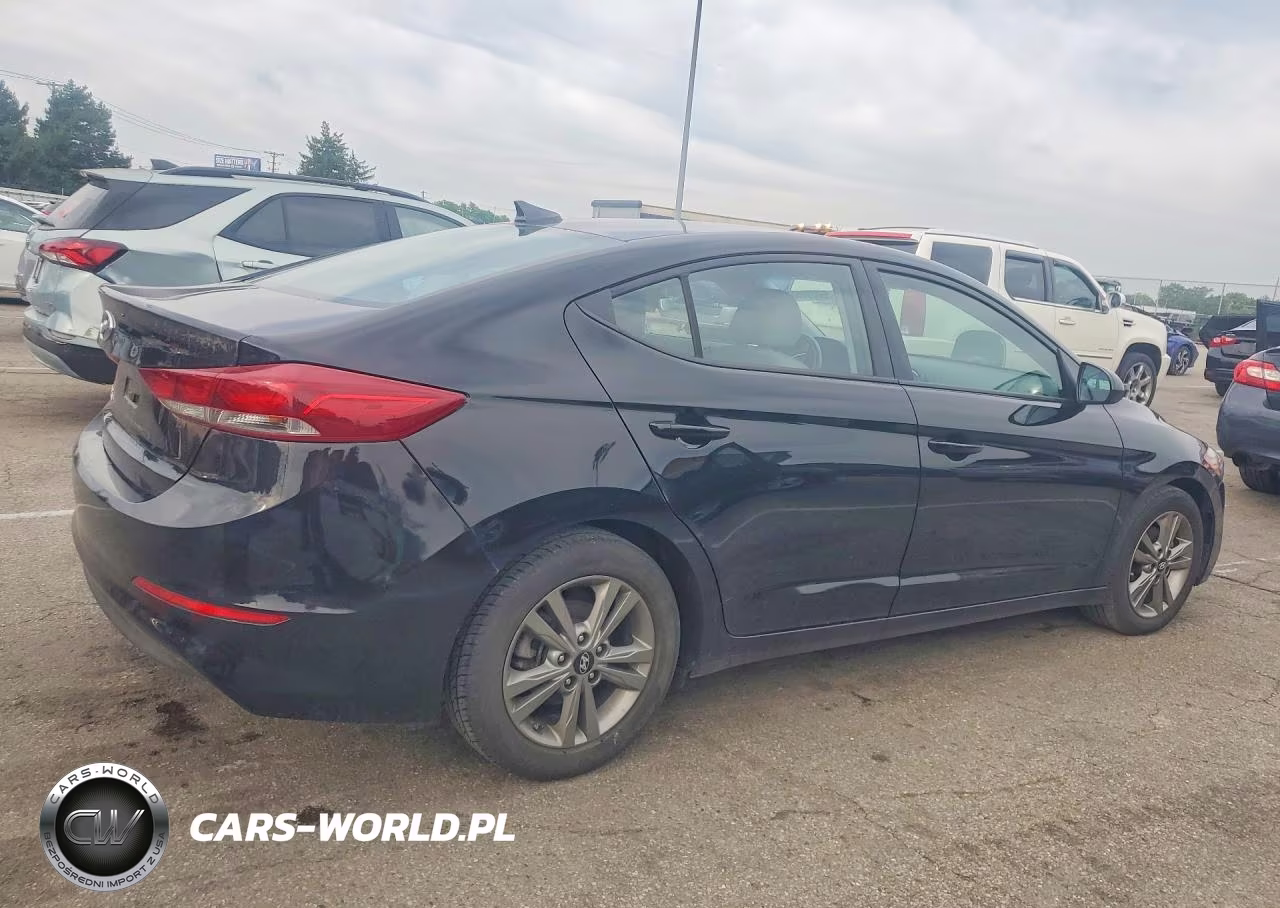 2018 Hyundai Elantra Value Edition VIN:5NPD84LF6JH287706 - 3