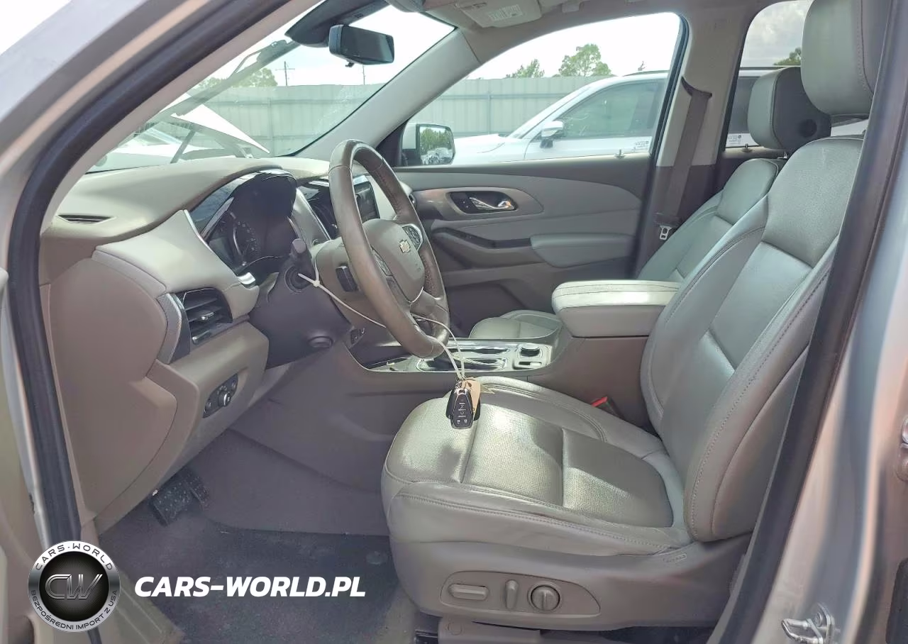2018 Chevrolet Traverse Premier VIN:1GNERKKW4JJ215506 - 7
