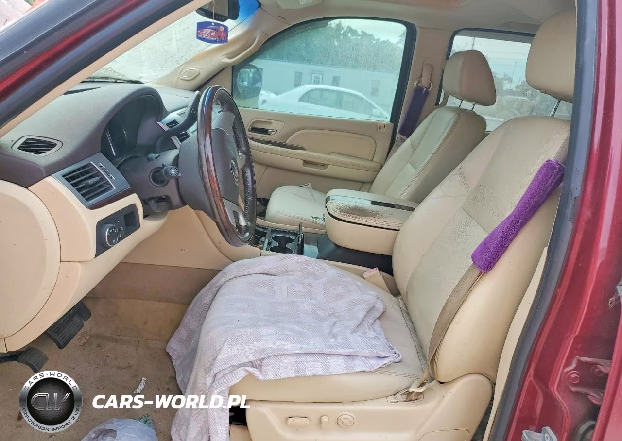 2007 Cadillac Escalade Luxury VIN:1GYFK63867R267359 - 7