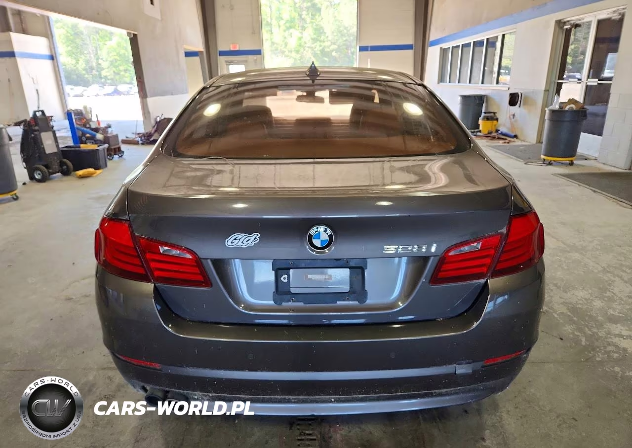2012 BMW 528 Xi VIN:WBAXH5C58CC595045 - 6