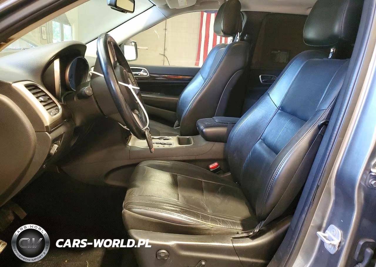 2013 Jeep Grand Cherokee Laredo VIN:1C4RJFAG8DC611921 - 7